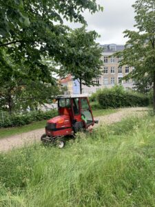 toro groundmaster lawn mower with enclosed cab in copenhagen